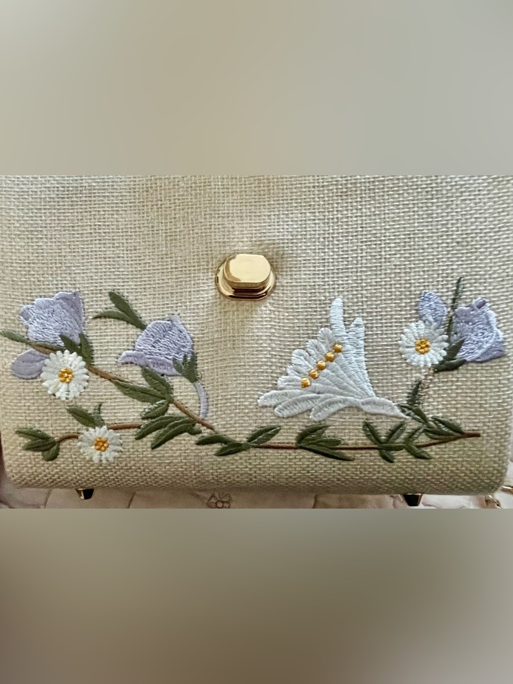 Tommy Bahama Bird & Floral Embroidered Canvas Bamboo Top Handle w Unique Chain - Picture 11 of 16